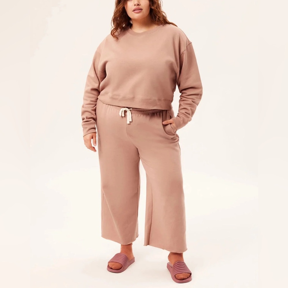 Grldfrnd Collective 50/50 wide leg cropped sweats birch M